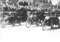Partenza del circuito cittadino di velocità lungo il Viale della Vittoria di Jesi (anni '40)